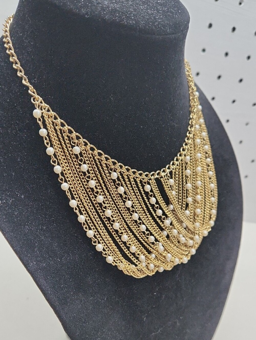 Faux Pearls And Goldtone Necklace Bundle - Picture 6 of 10